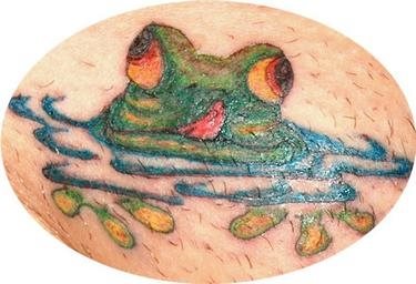 tatouage grenouille 1059