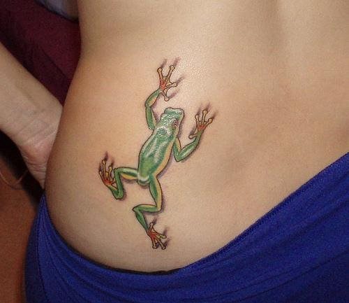 tatouage grenouille 1064
