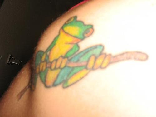 tatouage grenouille 1075