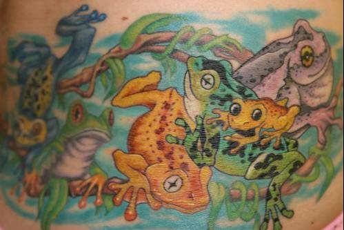 tatouage grenouille 1019