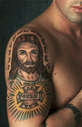 tatouage jesus christ 1085