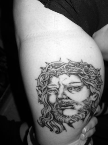 tatouage jesus christ 1092