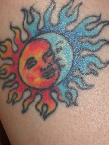 tatouage lune soleil 1061