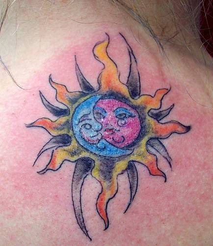 tatouage lune soleil 1064