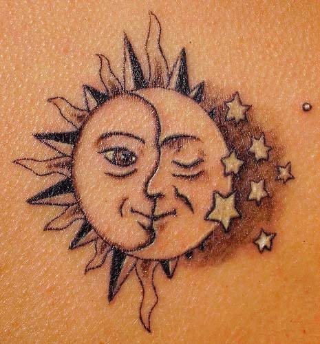 tatouage lune soleil 1077
