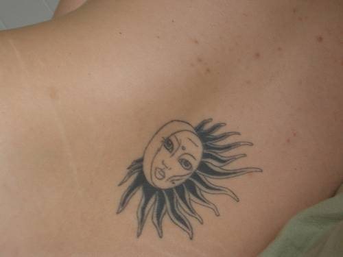 tatouage lune soleil 1090