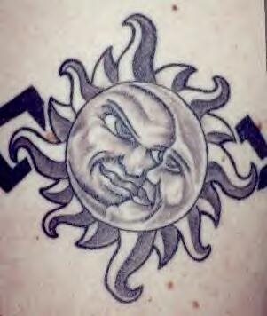 tatouage lune soleil 1013