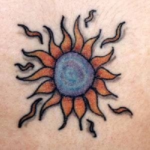 tatouage lune soleil 1020