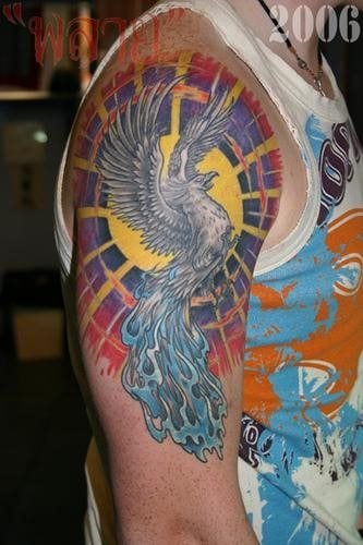 tatouage phoenix 1017