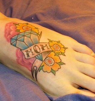 tatouage pied 1013