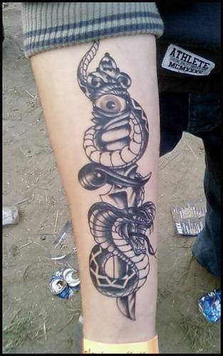 tatouage reptile 1078