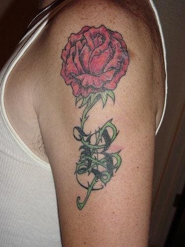 tatouage rose 1032