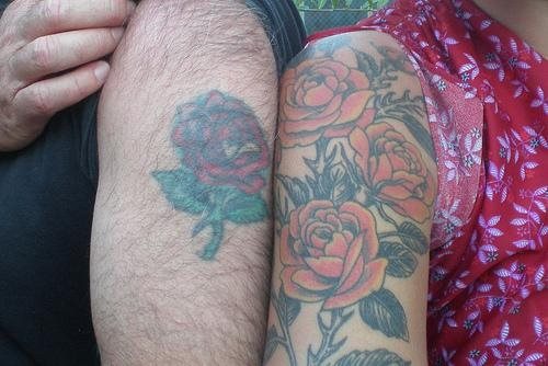 tatouage rose 1040