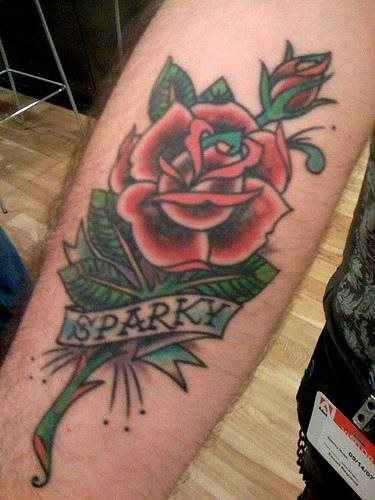tatouage rose 1052