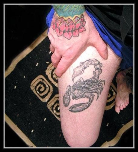 tatouage scorpion 1159