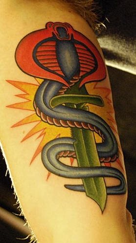 tatouage serpent 1050