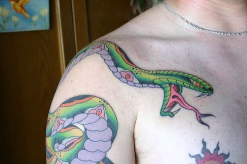 tatouage serpent 1080