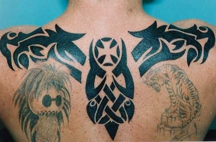 tatouage tribal 1043