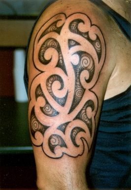 tatouage tribal 1048