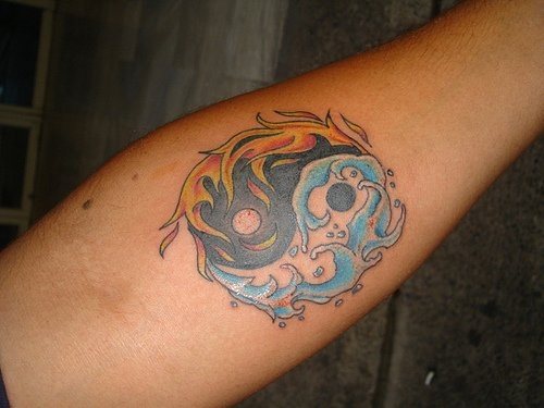 tatouage yin yang 1034