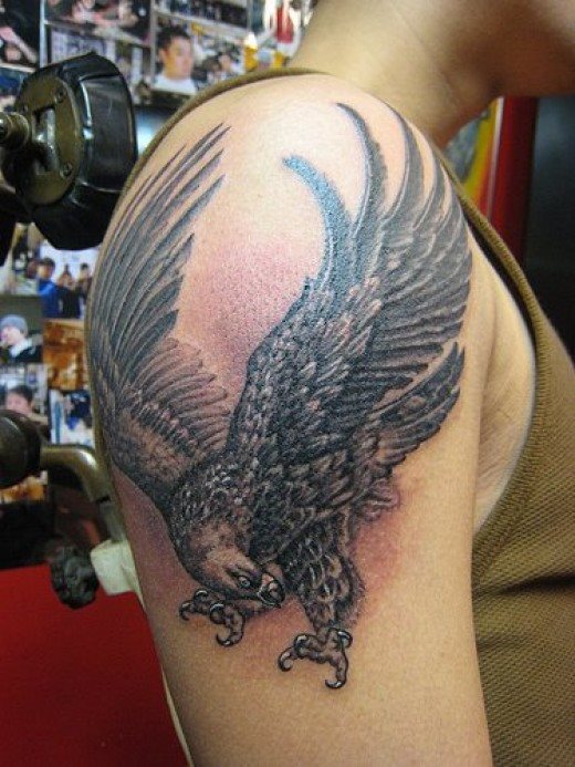 tatouage aigle 32
