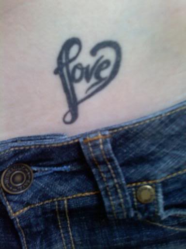 tatouage amour 46
