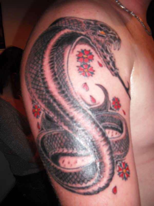 tatouage cobra 42