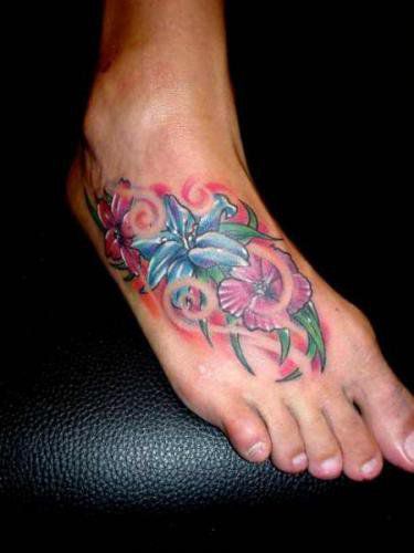 tatouage coup de pied 29