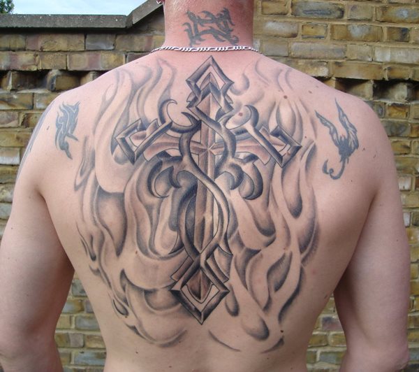tatouage croix 03