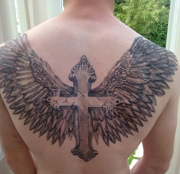 tatouage croix 08