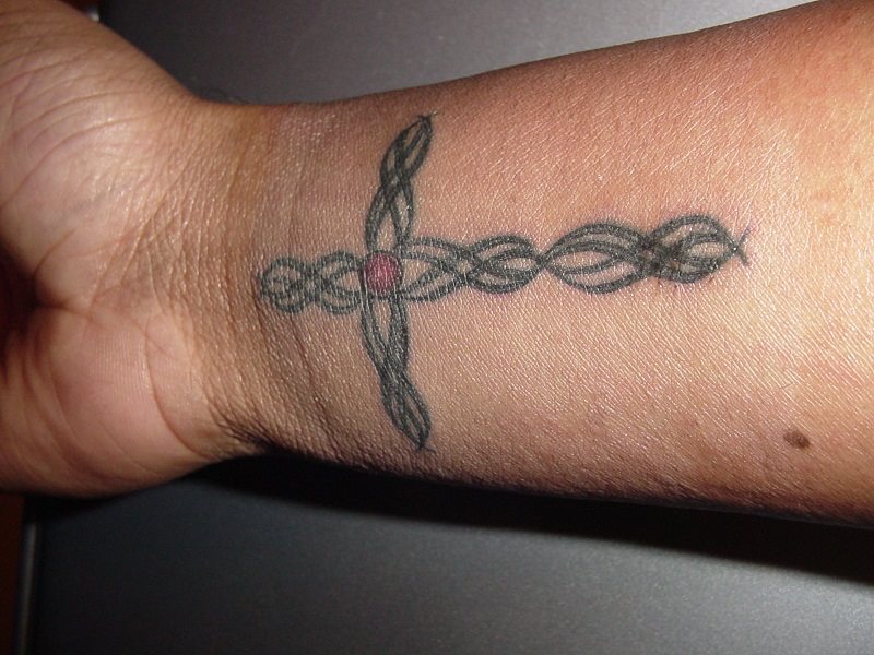 tatouage croix 19