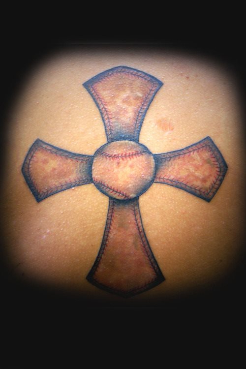 tatouage croix 44