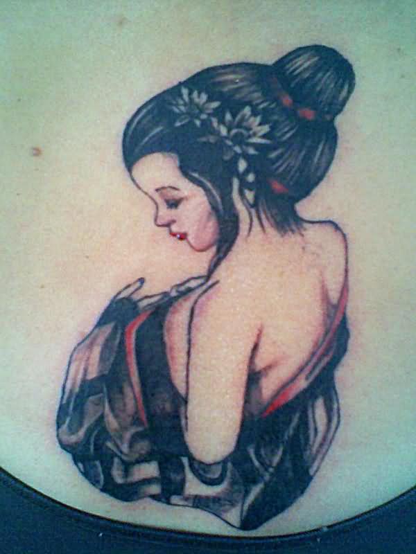 tatouage geisha 52
