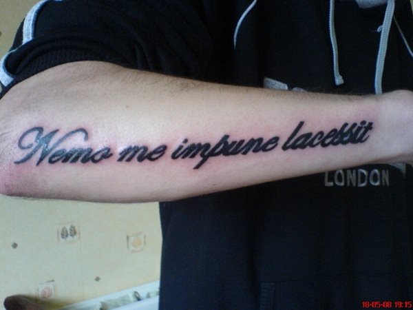 tatouage latin 35