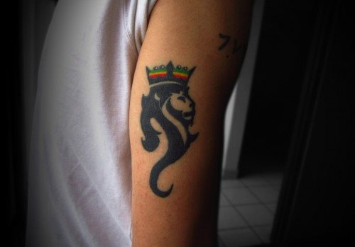 tatouage lion 44