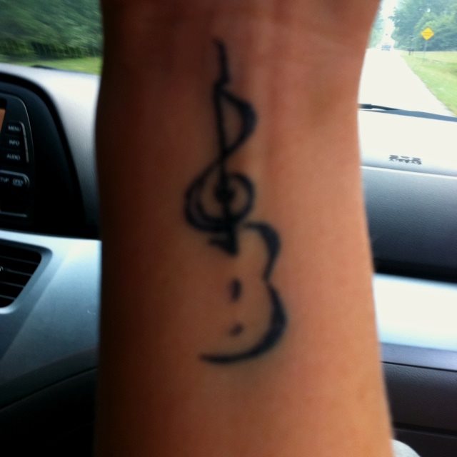 tatouage musique 23