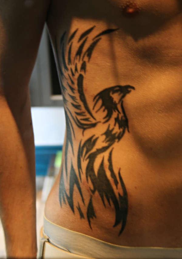 tatouage oiseau phoenix 41