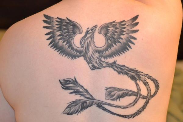 tatouage oiseau phoenix 49