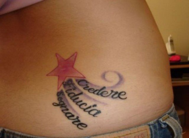tatouage phrase 33