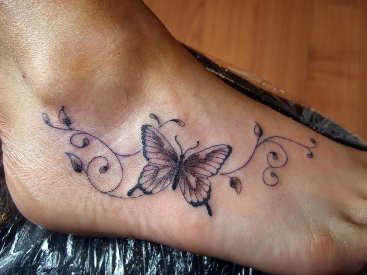 tatouage pied 31