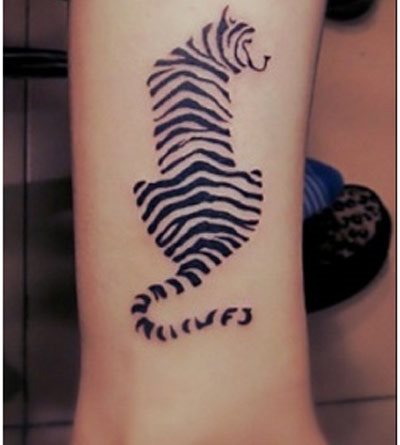 tatouage tigre 61