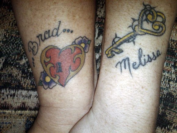 42 tatouage anneau couple