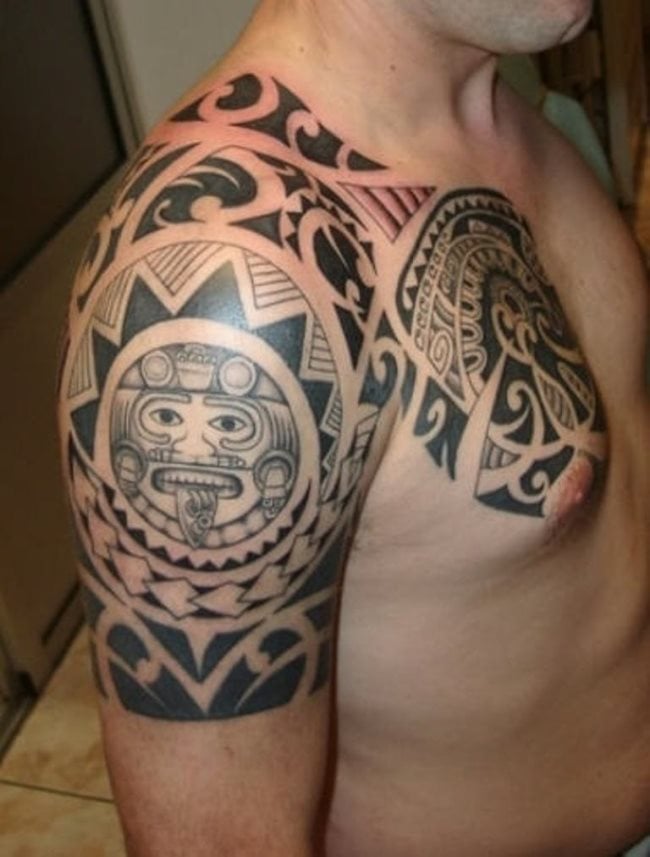 Que symbolise un tatouage polynésien?