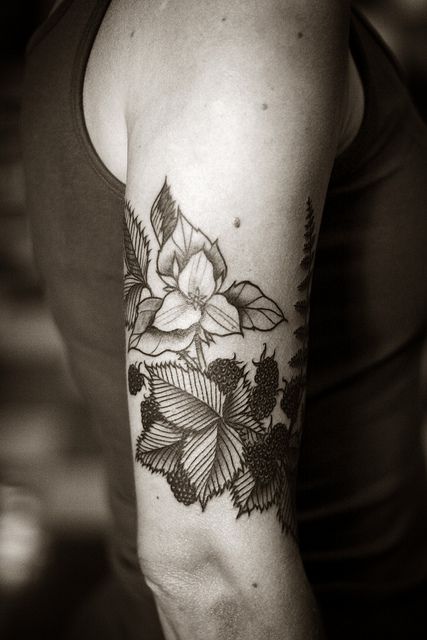 tatouage fleurs 14