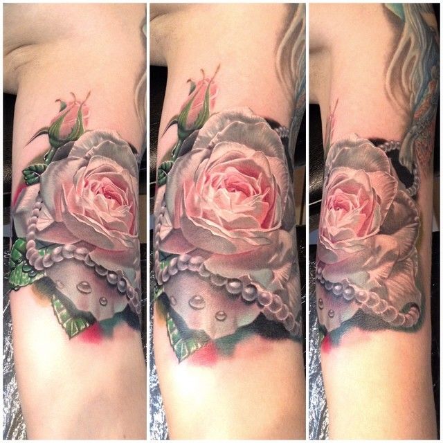 tatouage fleurs 18