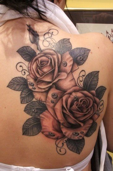 tatouage fleurs 47