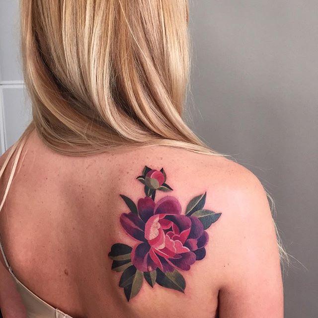 tatouage fleur 113