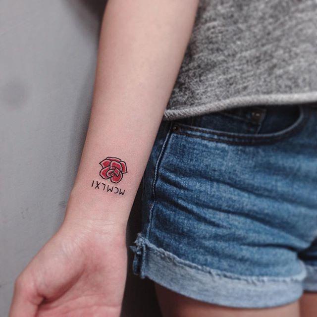 tatouage tres petit 303