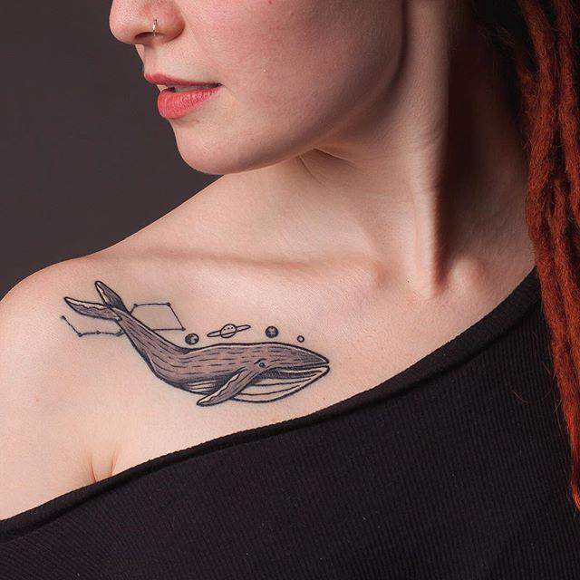 tatouage baleine 93