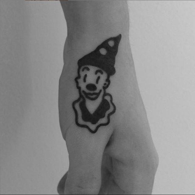 tatouage clown 17